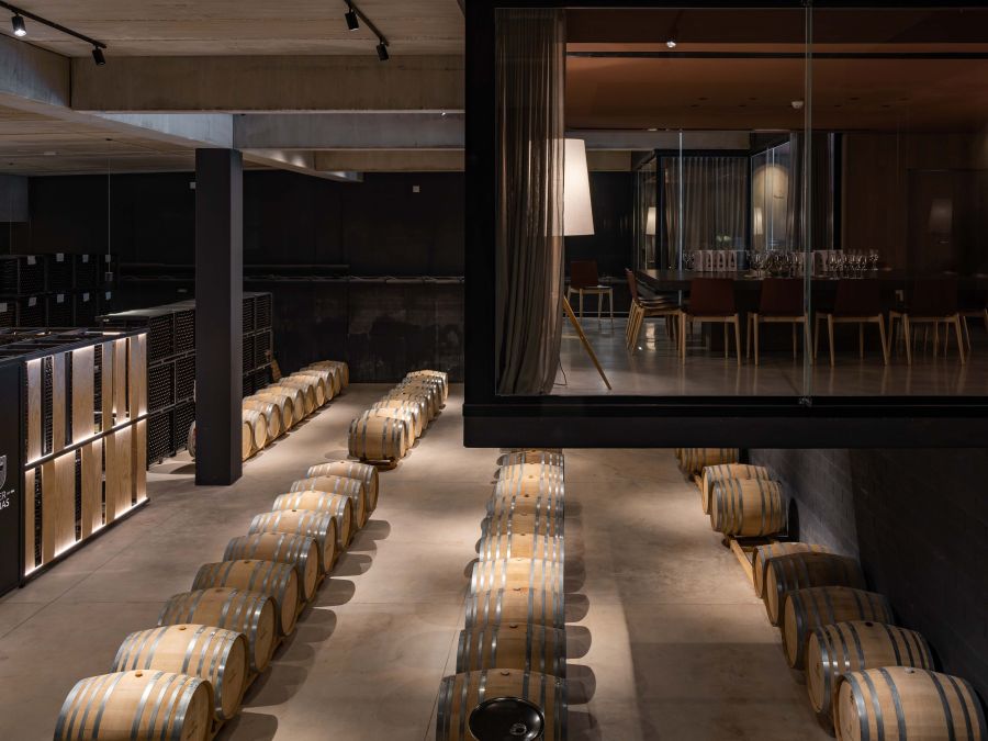 Sala de barricas Oller del Mas