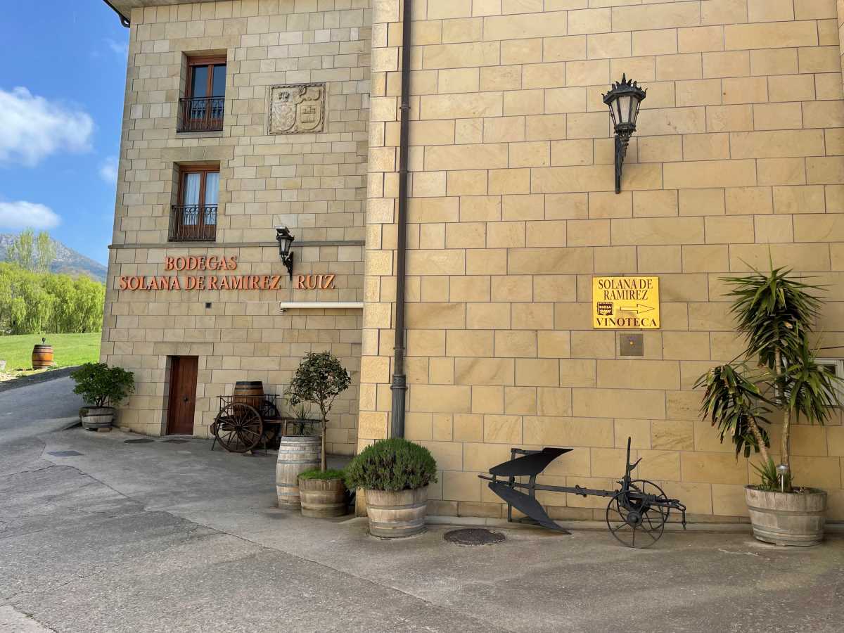 Bodegas Solana de Ramírez