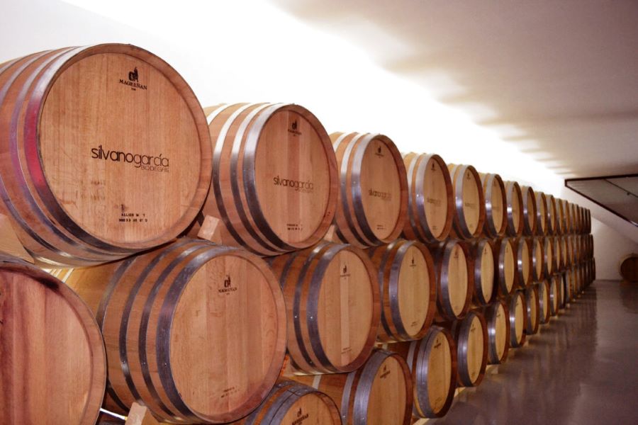 Sala de Barricas Bodegas Silvano García