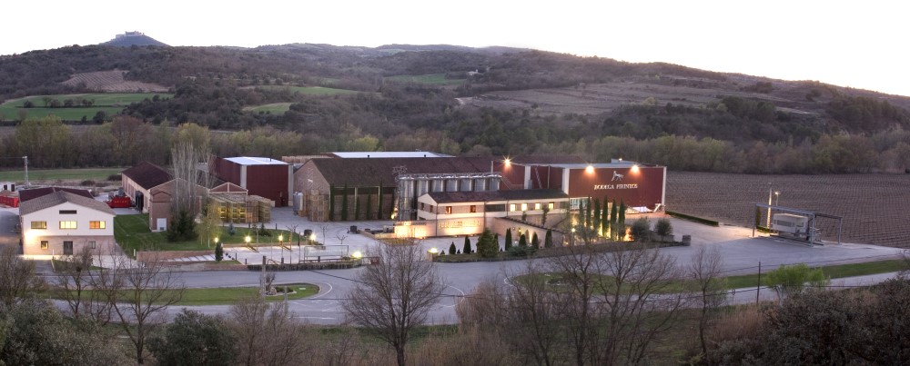 Bodega Pirineos Noche