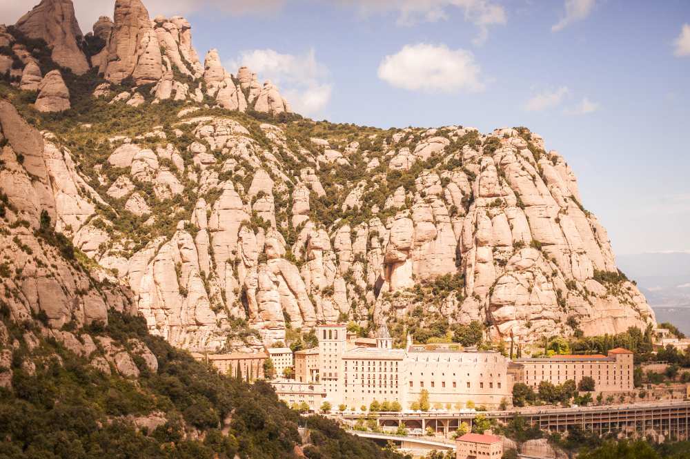 Montserrat Tapas y Vino Castlexperience