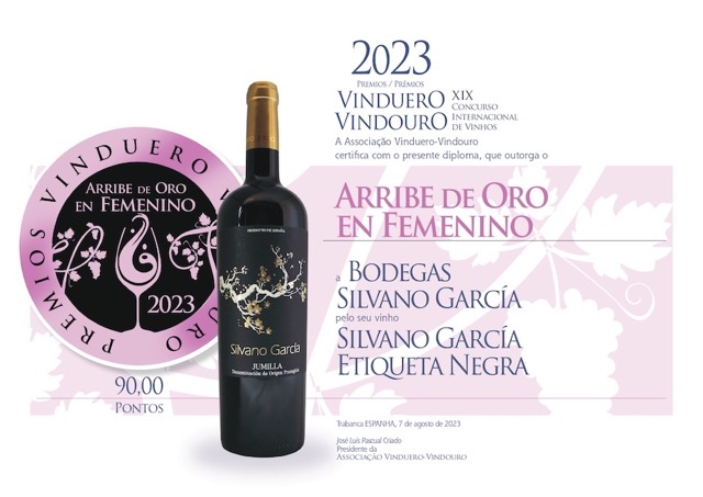 Vino etiqueta negra silvano garcia 